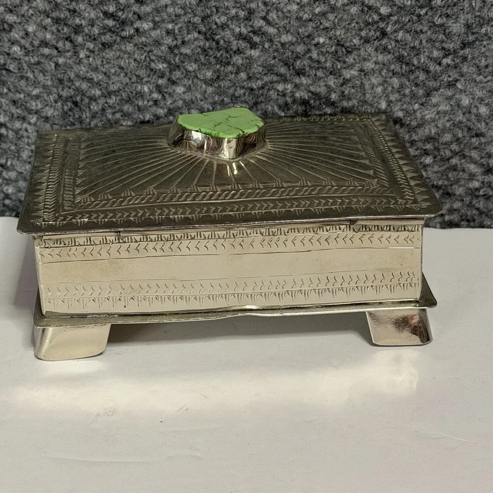 VINTAGE ALPACA SILVER  WITH INTRICATE DESIGN HINGED LID W/TURQUOISE ACCENT